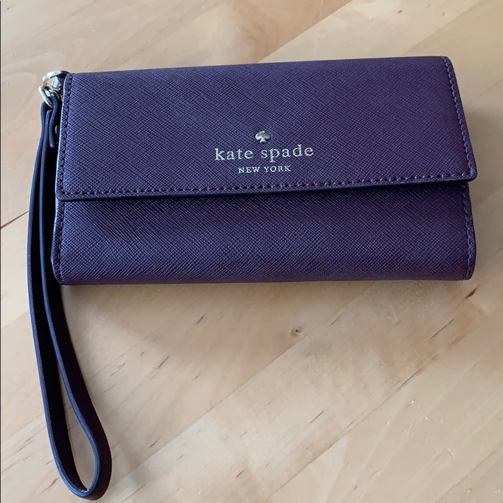 Kate Spade wristlet with iPhone holder